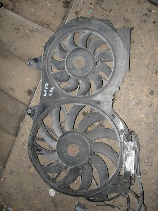 PASSAT B5 AUDI A6 C5 A4 B6 B7 1.9 TDI Koelventilator 058121301 image 5