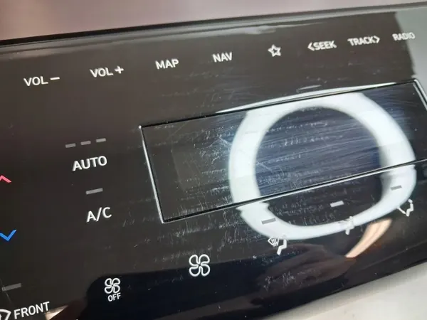 Hyundai Tucson IV näyttöpaneeli OEM 96525-N7100 image 4