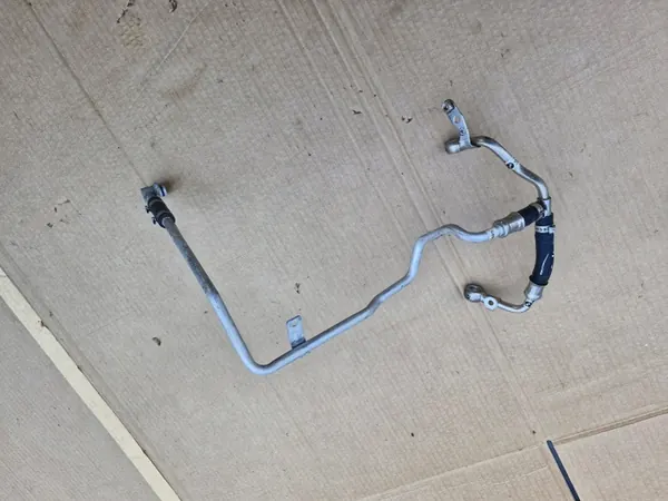 BMW Turbo-olieleiding OEM 8092596 voor F90 F91 F92 F93 image 2