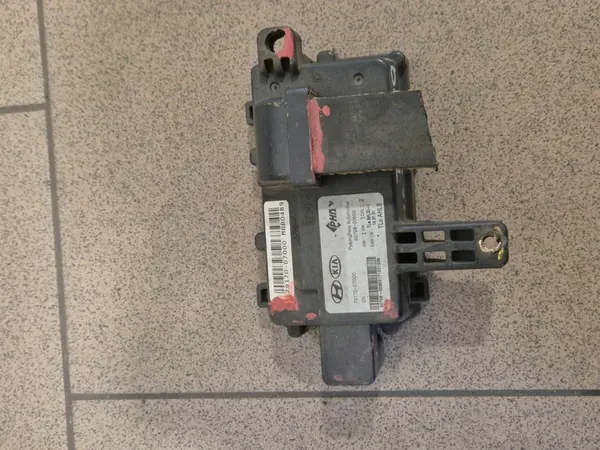 Sensor de proteção de pedestres Hyundai Tucson III OEM image 1