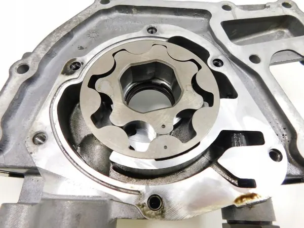 Öljypumppu OEM 37018201 Opel Vectra C 1.9 CDTI:lle image 9