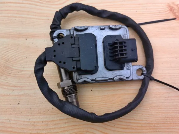 Lambda-Sonde OEM A0009050914 für Mercedes W253 image 3