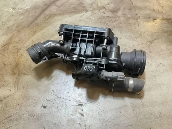 Termostato OEM 9818467880 para Peugeot Partner Tepee 1.5L image 2