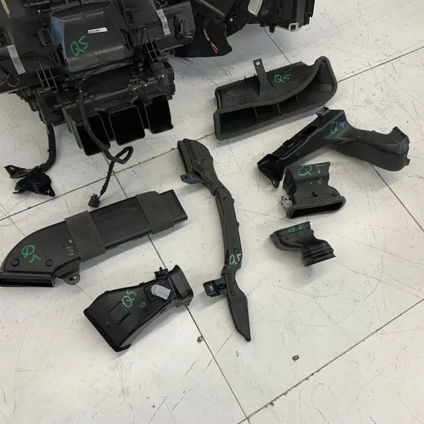 Complete klimaatregeling Audi Q5 II FY 80A S-line 2020 image 2