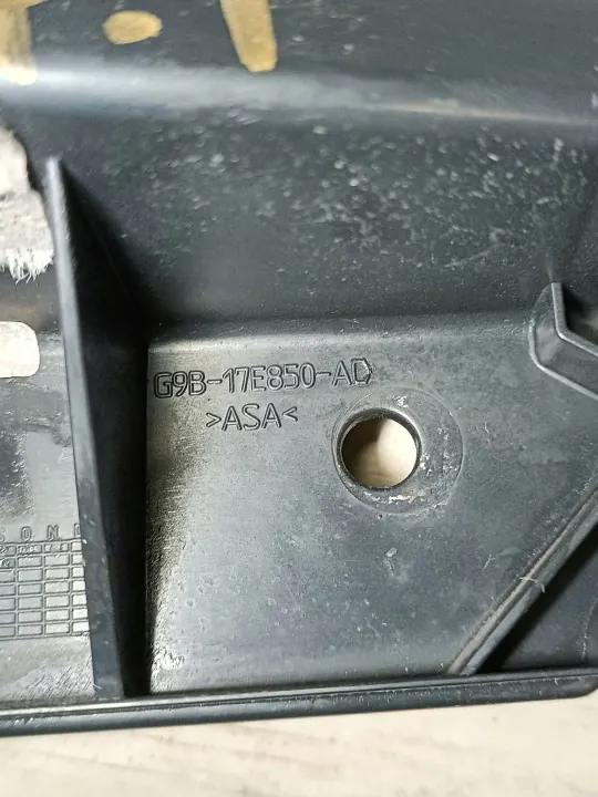 Pieza de lámpara trasera Lincoln Continental OEM G9B17E850AD image 4