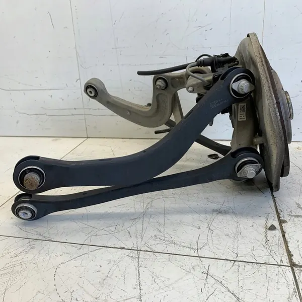 Snodo Posteriore Destro Sospensione Audi A4 B9 A5 8W 2016 image 10