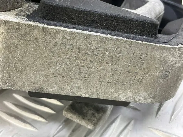 Audi Motorlager 4G0199381KN image 5