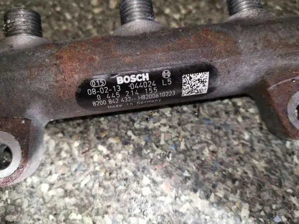 Einspritzschiene Renault OE 0281002800 Gebraucht image 3