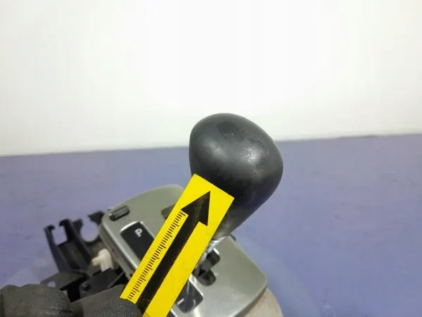 Toyota Avensis II T25 automatische versnellingspook OEM Lochow-328714- image 3