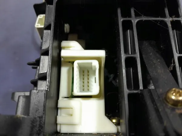 Toyota Avensis II T25 automatische versnellingspook OEM Lochow-328714- image 6