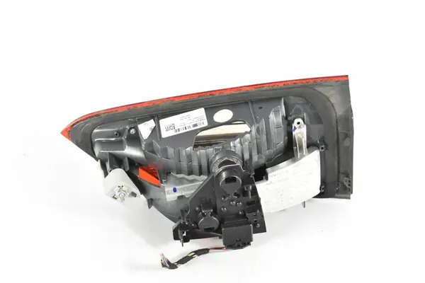 Luz trasera izquierda para BMW X1 F48 2016 image 2