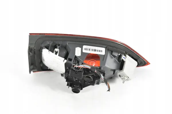 Luz trasera izquierda para BMW X1 F48 2016 image 3