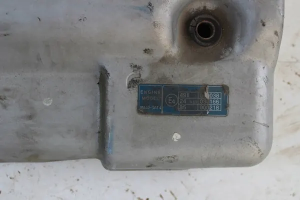 Cache-moteur OEM 4M42-3AT4 pour Mitsubishi Fuso image 3