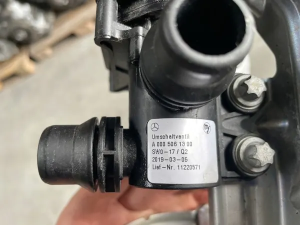 Soupape de Commutation Mercedes OEM A0005061300 W177 image 3