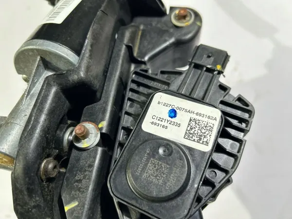 Kaasupoljin potentiometri OEM 98439889 Ford F150 image 7