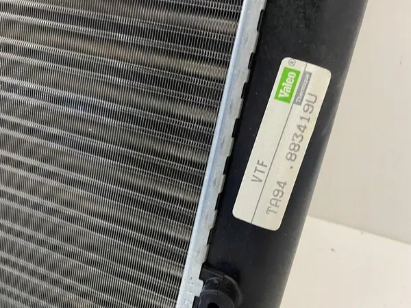 AUDI 50 POLO DERBY Vattensradiator Ny 79- image 3