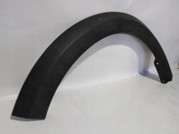 Vasen etulokasuoja Dacia Sandero Stepway 08-12 image 2