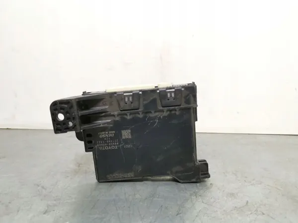 Toyota RAV4 XA40 ECU OEM 2774001322 - Begagnad image 2