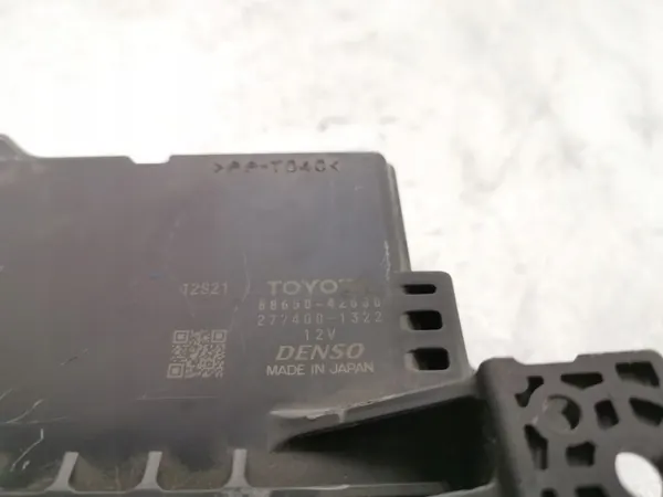 Toyota RAV4 XA40 ECU OEM 2774001322 - Begagnad image 3
