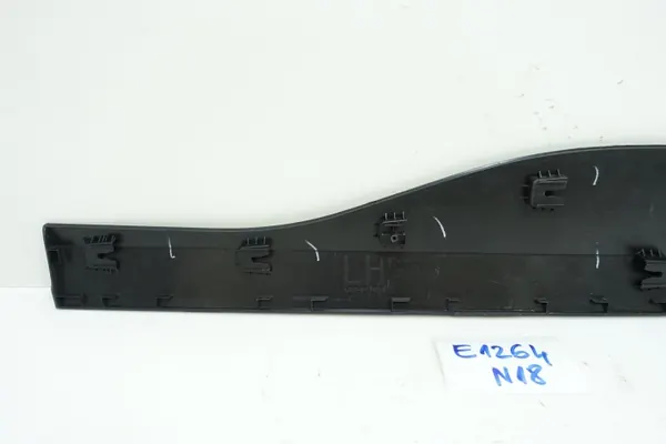 OEM 87733-DD500 Linker Achterdeurlijst Hyundai Kona image 4