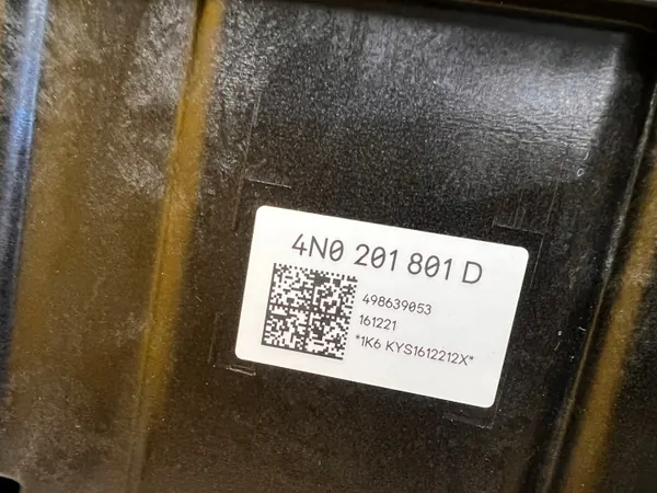 OEM 4N0201801D Hiilifiltteri Audi A8 D5 3.0 TFSI image 5