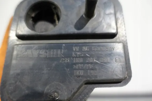 OEM 1K0201801E/1K0201813 Hiilifilteri VW Beetlelle image 4