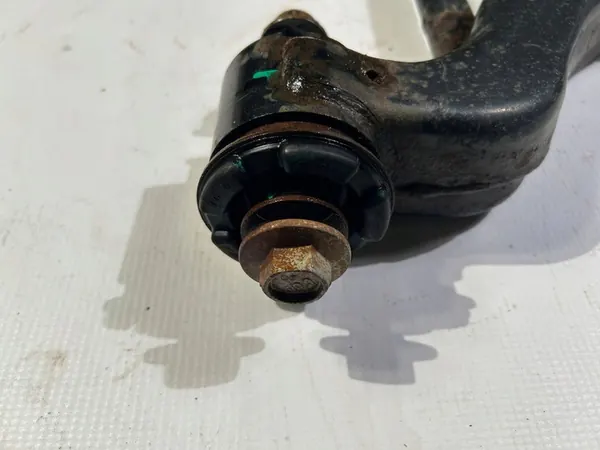 Braccio di controllo anteriore sinistro inferiore Ford F150 2015- image 7