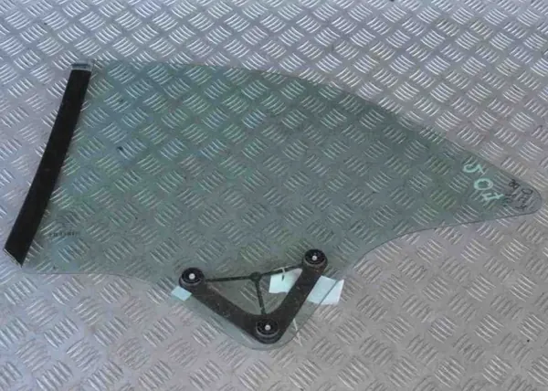 Gebrauchte rechte Heckscheibe OEM 43R00050 Mercedes-Benz image 3