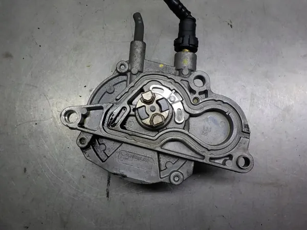 Bomba de vácuo Opel OEM 7009690201 898115-4390 Usada image 2