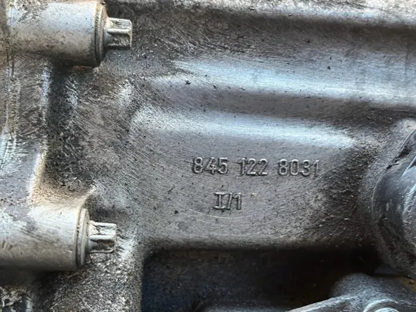 Land Rover Discovery III Reducer OEM IAB500241 image 8