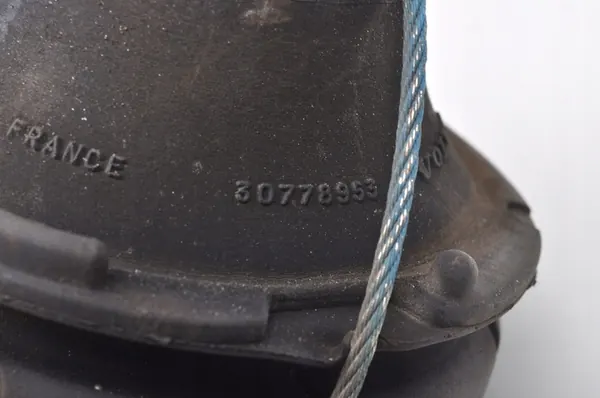 VOLVO C30 C70 II S40 II V50 Motorsteun 30778953 image 4