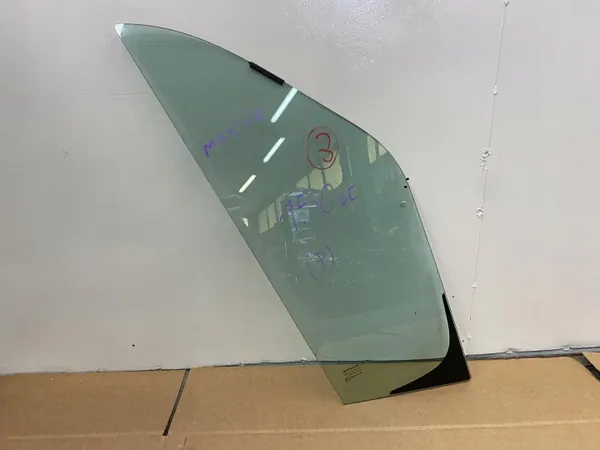 Renault Master III Rechter Voordeur Ruit OEM 43R-001582 image 2