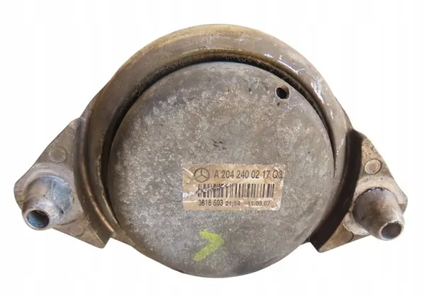 Moottorin kiinnike Mercedes C-luokka W204 2.2 CDI 2007-2014 A2042400217Q3 image 2