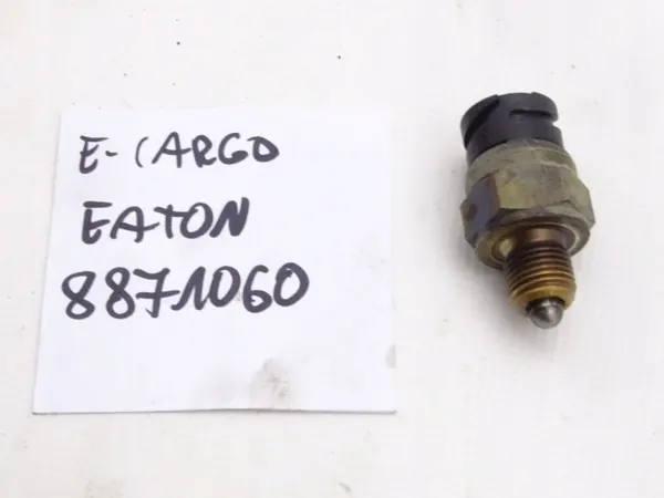 Sensor de marcha-atrás OEM 2771532 para Iveco Eurocargo image 4