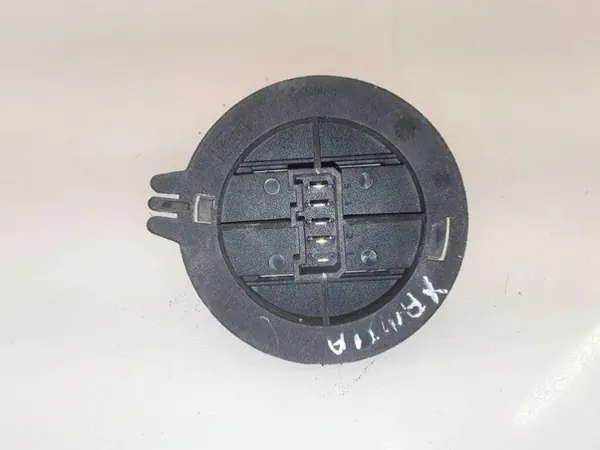 Lämmityspuhaltimen rele OEM 841900N Citroën Xantia image 4