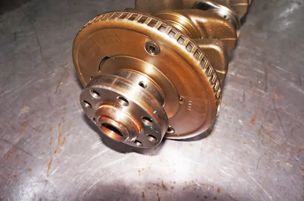 Virabrequim Audi usado OEM 050105189B para Q3 2.0TFSI image 3