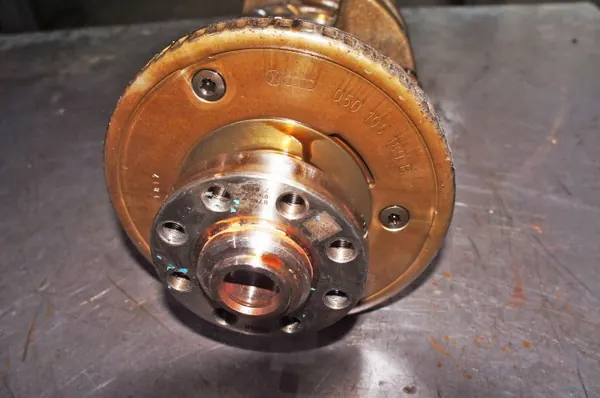 Virabrequim Audi usado OEM 050105189B para Q3 2.0TFSI image 9
