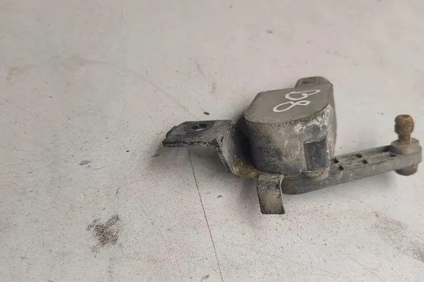 Sensor de nível dianteiro direito VW PASSAT B7 ALLTRACK 3C0941274A image 2