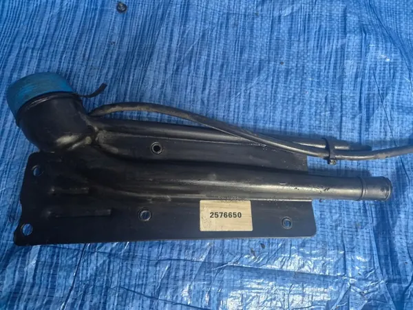 Enchedor AdBlue Scania OEM 2576650 - Usado image 2