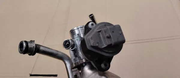 Käytetty EGR-venttiili OEM A6541405700 Mercedes V-Class image 5