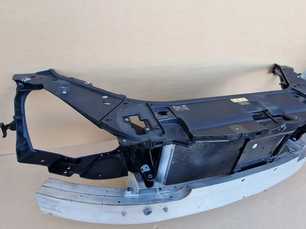 Waterkoeler Mercedes-Benz OE W222 2013-2017 image 6