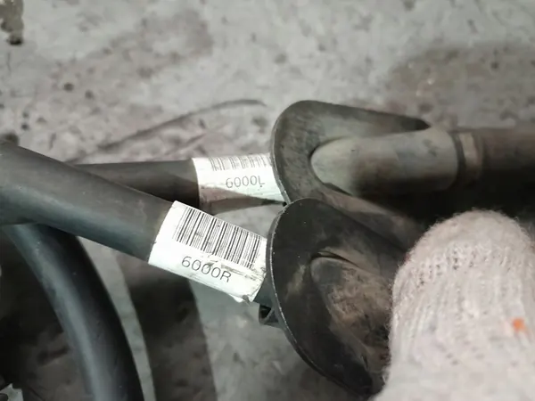 Câble de frein à main KIA SORENTO III 2016 2.4 3.3 OEM image 3