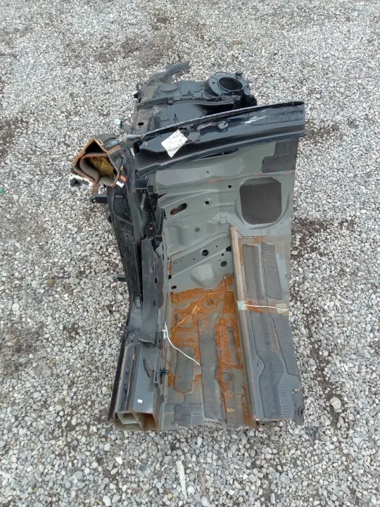 Longarina quarto dianteiro esquerdo Audi A5 F5 OEM CWIARTKALPA5F5 image 4