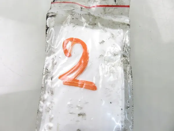 Bosch 0 986 435 090 Injektor image 2