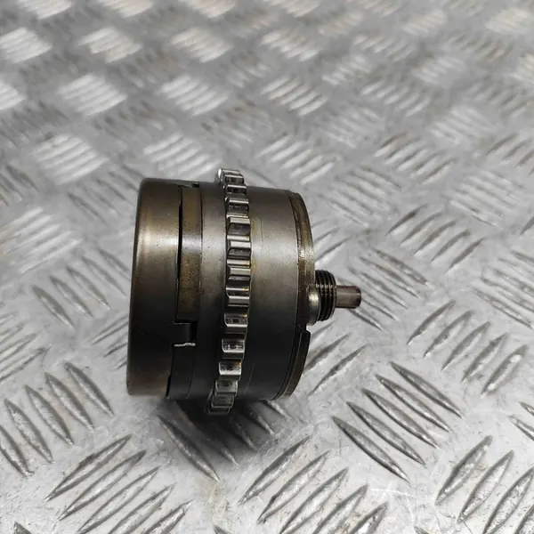 Mercedes-Benz CLS C218 2014 Polia do comando de válvulas / VANOS A2780502047 image 5