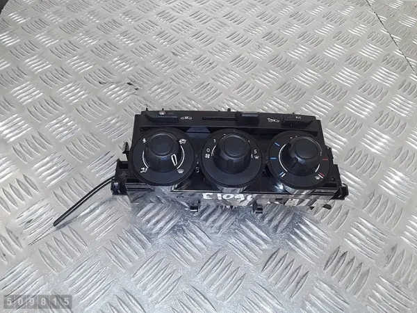 Citroen C3 klimaatregelmodule OEM 400018005 image 2