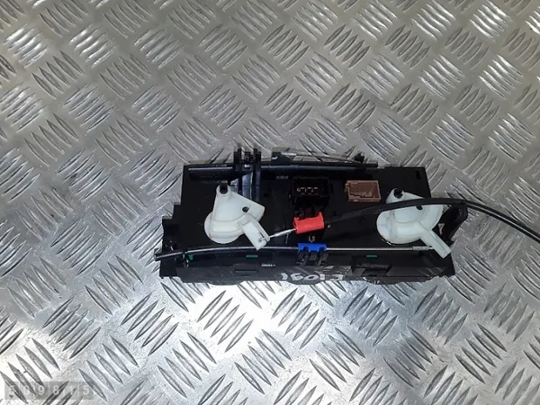 Citroen C3 klimaatregelmodule OEM 400018005 image 4