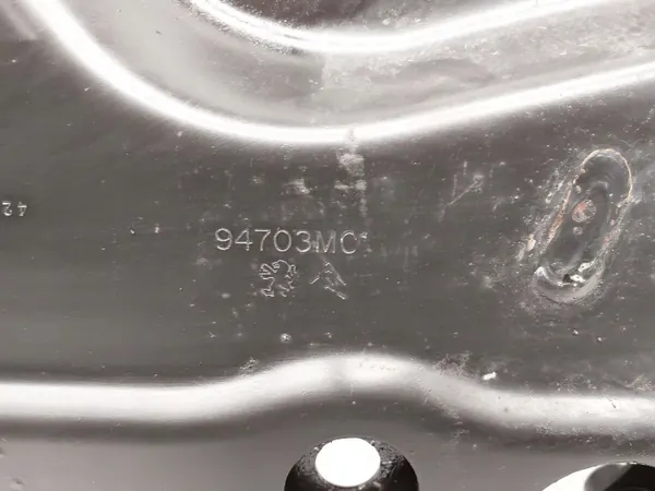 Etujarrupalat OEM 94703MC Toyota Yaris image 7