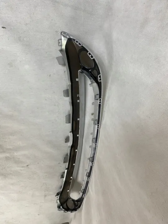 Mercedes-Benz GLA X156 Paraurti Anteriore Cromato OEM image 5