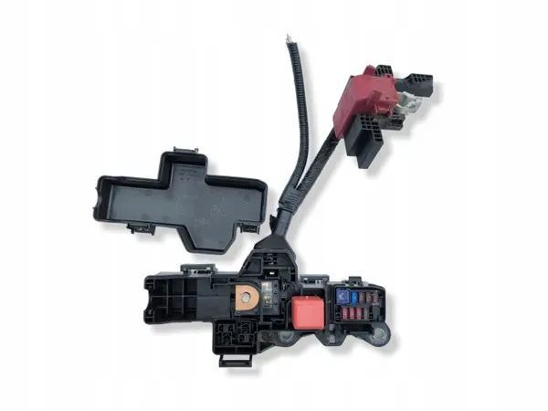 Toyota batterisäkring OEM 8266242720 - Begagnad image 2